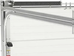Sectionale Garagedeur Met Gegroefd Effect En Centrale Grijze Loopdeur Met Motor - Noria